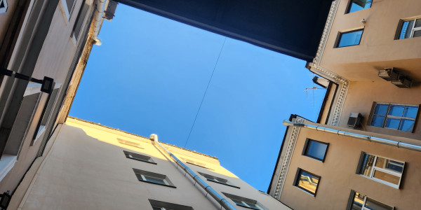 Trabajos Verticales en Fachadas de Edificios / Viviendas Juneda · Pintado de Fachadas y Patios Interiores de Luces